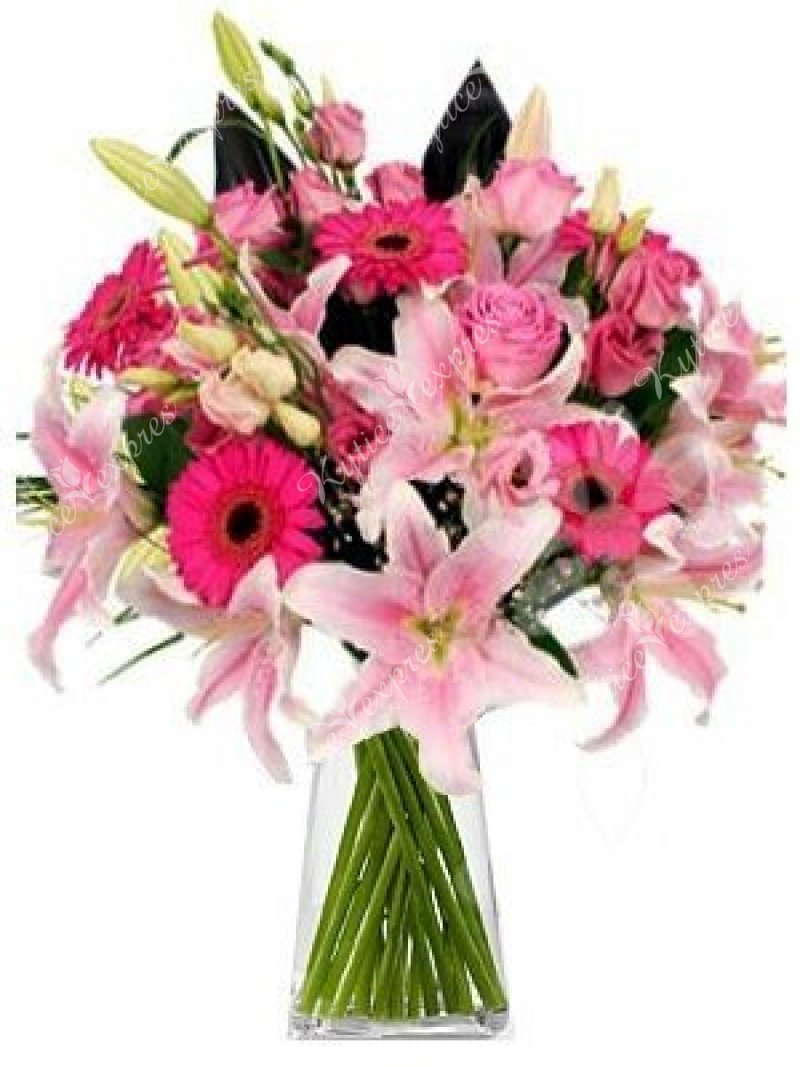 Bouquet in pink shades of Zoe